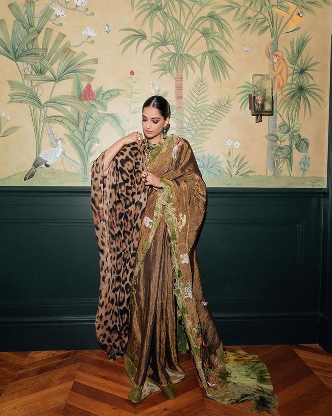 Gorgeous Clicks Of Sonam Kapoor